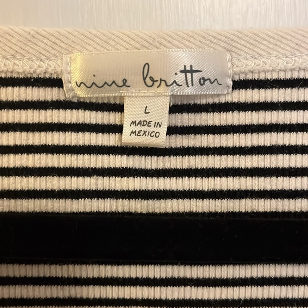 Nine Britton Black and Cream Striped Tee (Women’s L) - Picture 3 of 6
